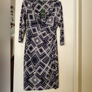 NWT LAUREN RALPH LAUREN DRESS SIZE 6. NAVY BLUE/ WHITE. FAUX WRAP. RUCHED.